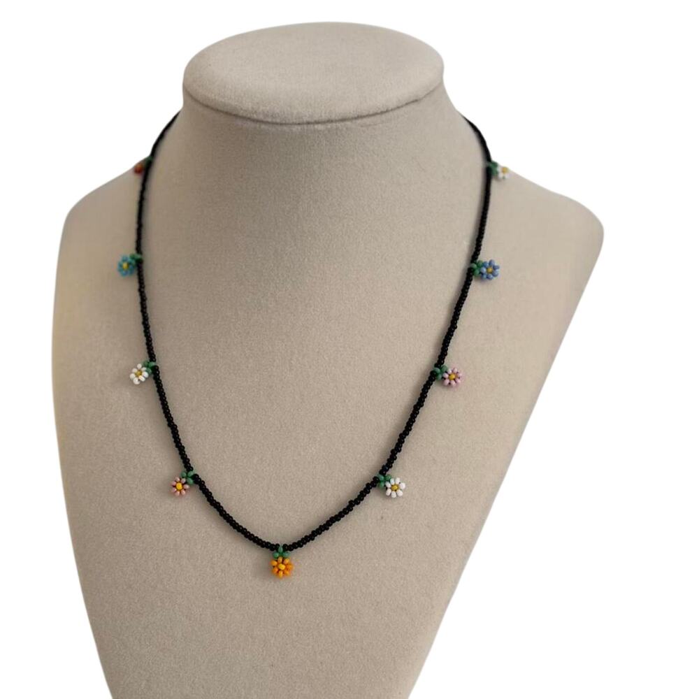 Handmade Black Beaded Flower Necklace Colorful Daisy Floral Boho Jewelry - Picture 2 of 5